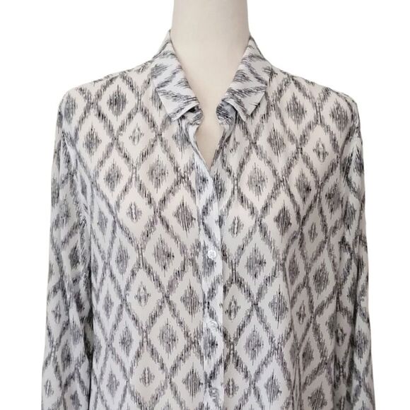 Cloth & Stone White & Black Diamond Ikat Patterned Long Sleeve Button Down Shirt - Picture 4 of 9